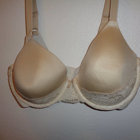 MAIDENFORM Bra Size 36C Style 09447 Underwire - Picture 2 of 12